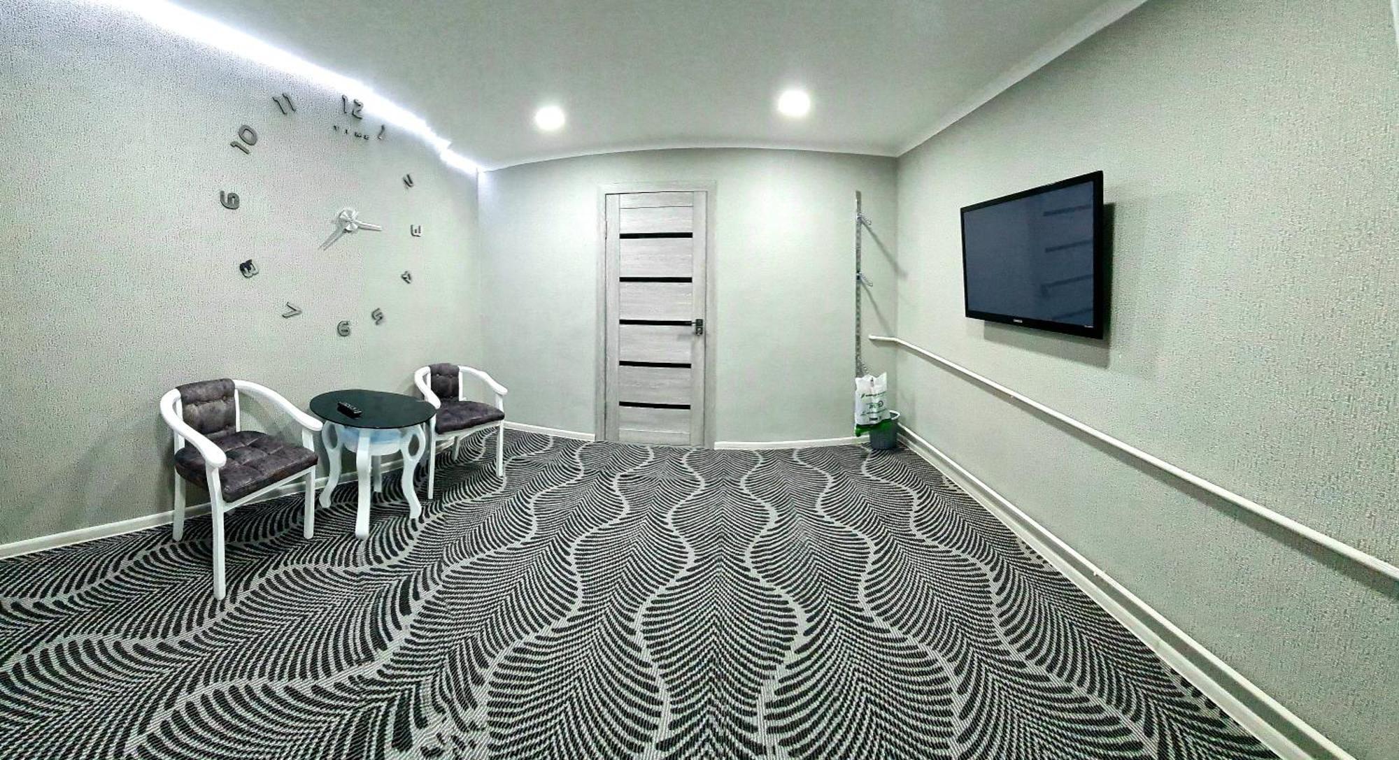 Status House Hotell Fergana Eksteriør bilde
